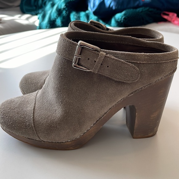 Jeffrey Campbell Suede Clogs - Picture 5 of 8